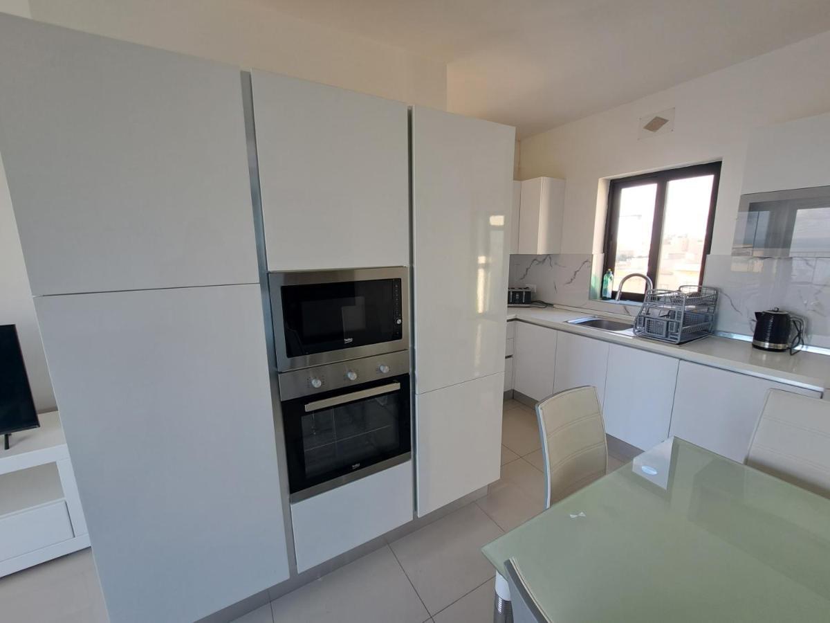 Sea View Penthouse Daire Zebbug  Dış mekan fotoğraf