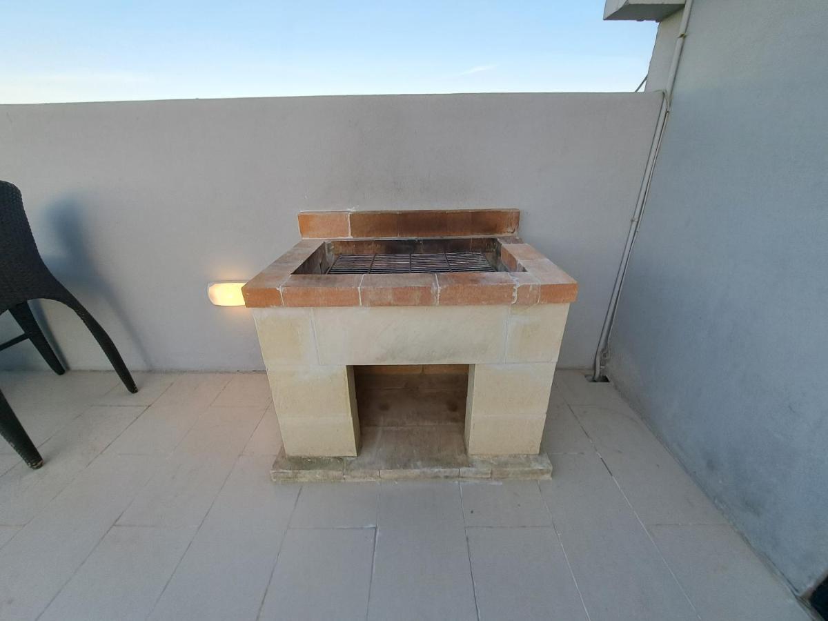 Sea View Penthouse Daire Zebbug  Dış mekan fotoğraf